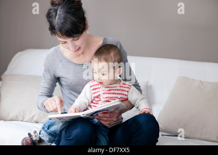 MÈRE & ENFANT Banque D'Images