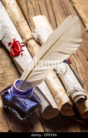 Libre de l'encre bleue et enveloppe vintage Banque D'Images