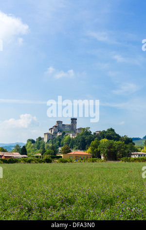 Le château de Torrechiara, province de Parme, Emilie-Romagne, Italie Banque D'Images