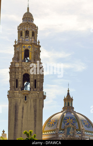 Le carillon et dôme de l'édifice de la Californie dans le Balboa Park, San Diego, Californie Banque D'Images