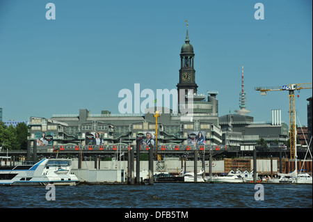 Vue sur le Michel, Hambourg, Allemagne. Banque D'Images