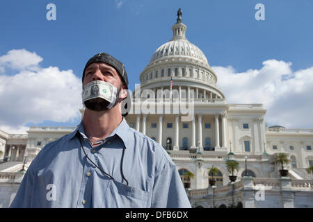 Washington, DC, USA. 06Th Oct, 2013. Les employés fédéraux protester contre la fermeture du gouvernement sur la colline du Capitole : Crédit B Christopher/Alamy Live News Banque D'Images