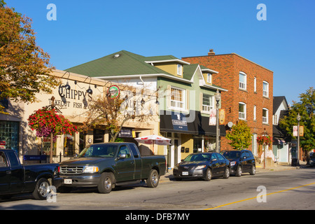 King Street avec les entreprises au centre-ville de Stoney Creek, Hamilton, Ontario, Canada Banque D'Images