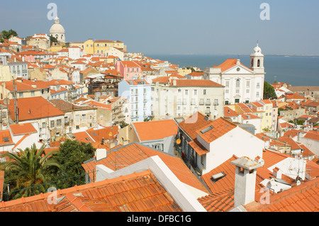 Toits de l'Alfama Lisbonne Lisboa Portugal Banque D'Images