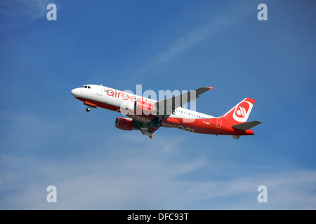 Airbus A320-214 Air Berlin D-ABFF Banque D'Images