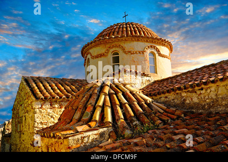 L'extérieur de l'église byzantine de Mystras , Sparte, le Péloponnèse, Grèce. Site du patrimoine mondial de l'UNESCO Banque D'Images