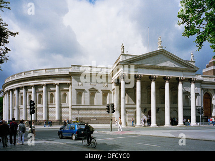 L'ancien Parlement irlandais à College Green, Dublin, maintenant une succursale de la Banque d'Irlande (pas l'actuel parlement) Banque D'Images