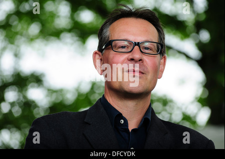 Andrew Wilson, l'auteur, la présence à l'Edinburgh International Book Festival, vendredi 16 août 2013. Banque D'Images