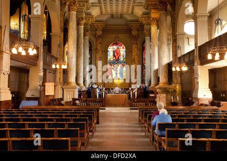 L'intérieur, la cathédrale de Birmingham ( St Philips), Birmingham, Angleterre, Royaume-Uni Banque D'Images