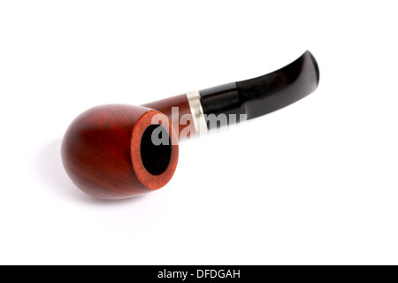 Retro pipe sur un fond blanc. Tuyau de fumer. Курительная изолированно белом фоне трубка на. Banque D'Images