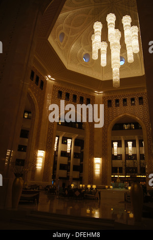 Un atrium central d'Al Bustan Palace, Oman Banque D'Images