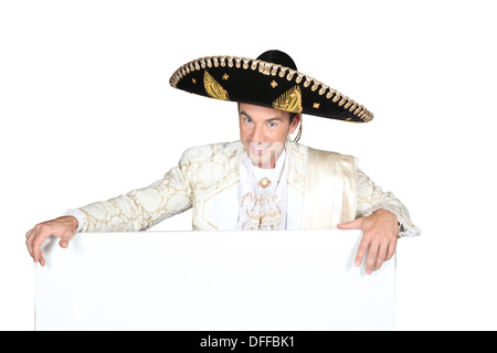 Homme dans un costume de mariachi Banque D'Images