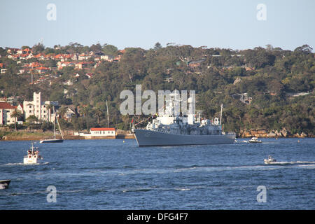 Le port de Sydney, Australie. 08Th Oct, 2013. L'arrivée des navires dans le port de Sydney pour la Revue internationale de la flotte, qui célèbre le centenaire de la Marine royale australienne. Crédit : Richard Milnes/Alamy Live News Banque D'Images