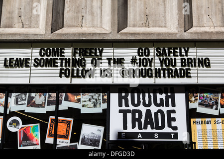 Magasin de disques Rough Trade East Banque D'Images