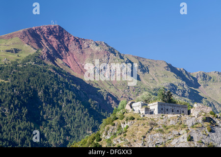 Forteresse de Coll de Ladrones en Canfranc, Huesca, Espagne Banque D'Images