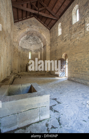 San Adrián de Sásabe Eglise en Borau, Huesca, Espagne Banque D'Images