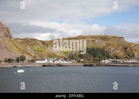 Elienabeich à partir de la rive d'Easdale, Argyle, Ecosse Banque D'Images