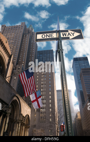 Une façon Street Sign - New York, USA Banque D'Images