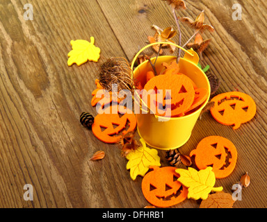 Godet jaune et à l'Halloween, l'automne déco et l'espace dédié, Close up Banque D'Images