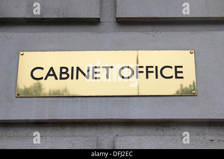 Bureau du Cabinet signe en 70 Whitehall, Westminster London England UK Banque D'Images