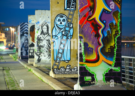 Morceaux du Mur de Berlin. Banque D'Images
