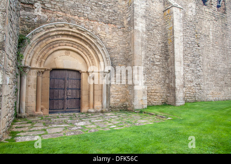 Église de San Miguel dans le village d'Olcoz, Navarra, Espagne Banque D'Images