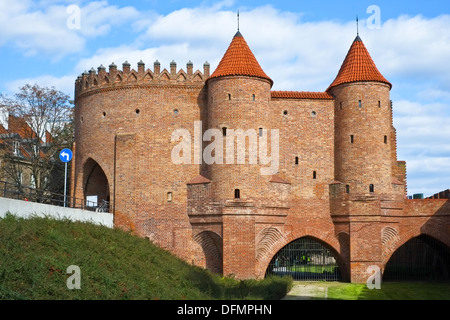 Barbican avant-poste fortifié de la vieille ville de Varsovie Pologne Banque D'Images