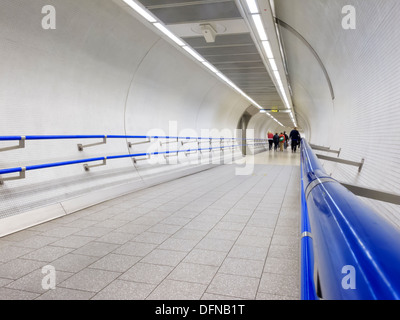 À l'intérieur de la gare de métro London England Banque D'Images