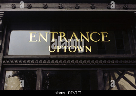 New York, NY - Kiosque Métro Astor Place, entrée privée Banque D'Images