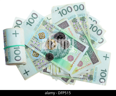 L'argent et l'épargne concept. Pile et rouleau de zloty polonais une centaine de monnaie billets isolated on white Banque D'Images