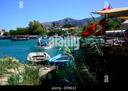 Scène de la rivière Dalyan Cayi.la Turquie. Banque D'Images