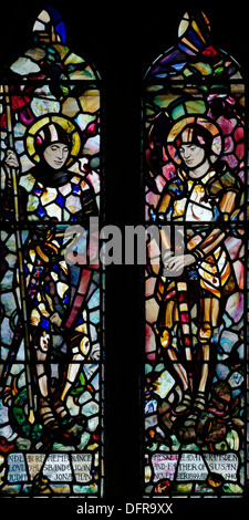 Vitrail commémoratif à St Chad's Church, Middlesmoor, Yorkshire, Angleterre Banque D'Images