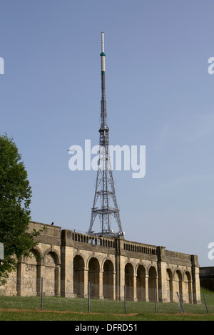 Crystal Palace Park et mât de l'antenne Banque D'Images