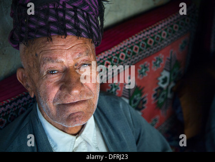 Kurde, vieil homme souriant Palangan, Iran Banque D'Images