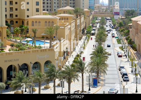 La marche à Jumeirah Beach Residence, Dubai, Émirats arabes unis. Banque D'Images