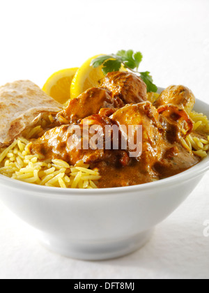 Curry de poulet Karahi et riz pilaf pakistanais Banque D'Images