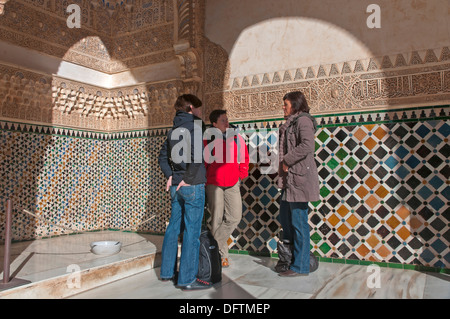 La Cour des Myrtes, Alhambra, Granada, Andalousie, Espagne, Europe Banque D'Images