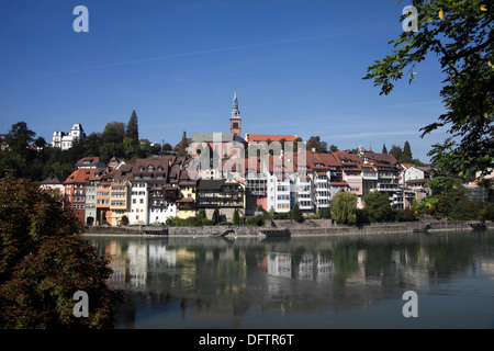 Centre historique sur le Rhin supérieur avec l'église de l'Esprit Saint, Brugg, Bade-Wurtemberg, Allemagne Banque D'Images