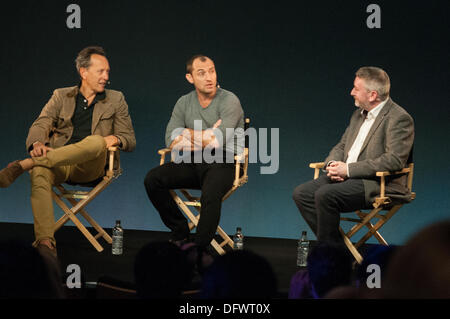 Londres, Royaume-Uni. 09Th Oct, 2013. Dom Hemingway parle du film avec Richard E Grant et Jude Law dans les Apple Store de Regent Street à Londres. Credit : Voir Li/Alamy Live News Banque D'Images