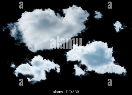 Isoltaed exctracted noirs nuages. Jeu de nuages Banque D'Images