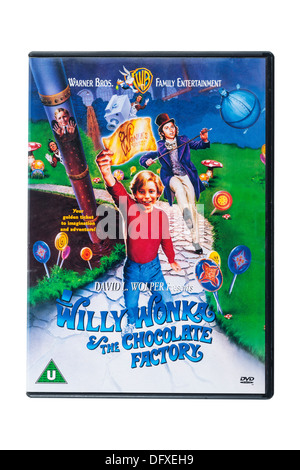 Un film dvd appelé Willy Wonka & the Chocolate Factory sur fond blanc Banque D'Images