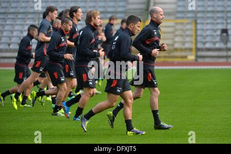 Bruxelles, Belgique. 09Th Oct, 2013. Guillaume Gillet, Eden Hazard et Laurent Ciman au cours de la formation à venir de la qualification de la Coupe du Monde contre la Croatie. Credit : Action Plus Sport/Alamy Live News Banque D'Images