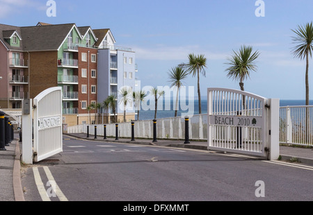 Honeycombe Beach Apartments de Boscombe, Dorset, England, UK. L'Europe Banque D'Images