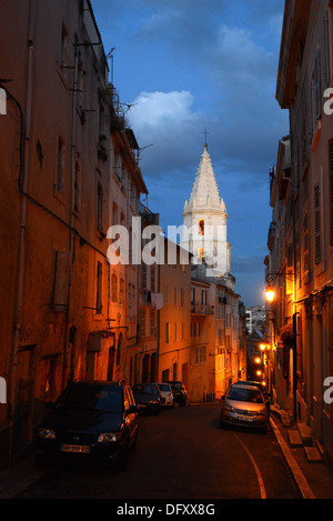 Scène de rue dans le quartier 'Le Panier' à Marseille, France. Banque D'Images