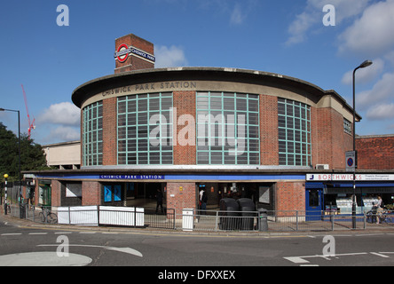 Le ticket hall à Chiswick Park station de métro de West London, UK Banque D'Images