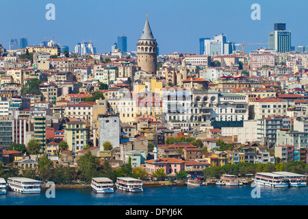 Quartier de Beyoglu architecture historique et médiéval la tour de Galata à Istanbul, Turquie Banque D'Images