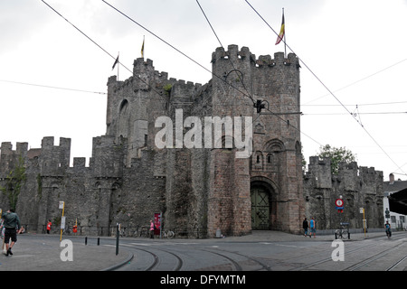 Le Gravensteen (château du comte" en néerlandais), un château dans la ville historique de Gand (Gent), Flandre orientale, Belgique. Banque D'Images