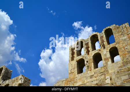 Théâtre romain à Athènes, Grèce, en vertu de la Sainte Rock de l'Acropolis Banque D'Images