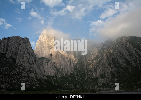 La Huasteca Canyon et parc écologique dans la région de Nuevo Leon, au Mexique. Banque D'Images