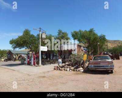 Le micocoulier, magasin général lors de l'historique Route 66 entre Kingman et Seligman, Arizona, États-Unis d'Amérique, 05 septembre 2013. Photo : Alexandra Schuler Banque D'Images